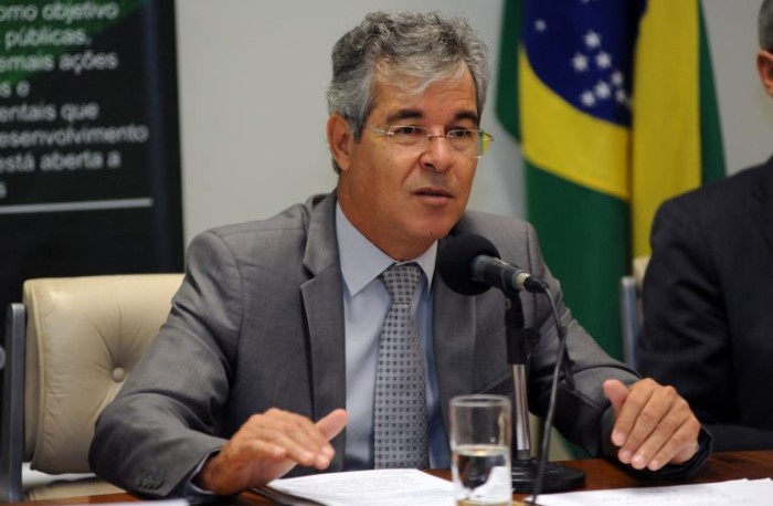 Comissão cobra explicações de presidente da Apex-Brasil sobre declarações feitas na China