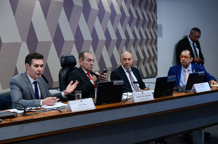 Em audiência, Jader Filho diz que decretos sobre saneamento beneficiam mais de mil cidades