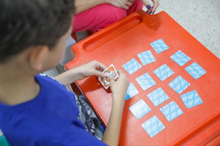 Comissão debate políticas de saúde de e educação para pessoas com autismo