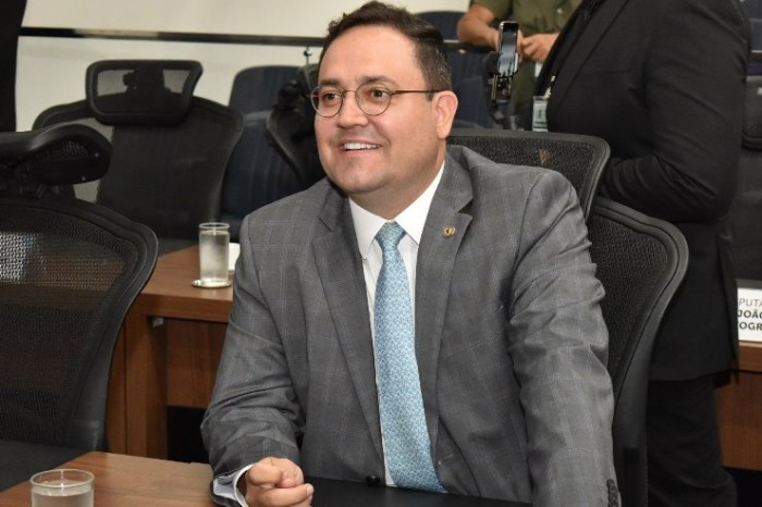 Lei: Norma contribui para efetividade dos direitos de quem usa os serviços públicos