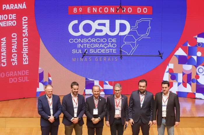Governador assina protocolo que formaliza Cosud e reforça que integração Sul-Sudeste ajuda o País