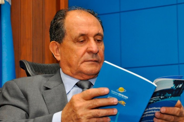 Zé Teixeira defende mais segurança para escolas de Caarapó