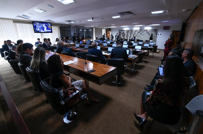 CAE aprova política nacional de educação profissional e tecnológica