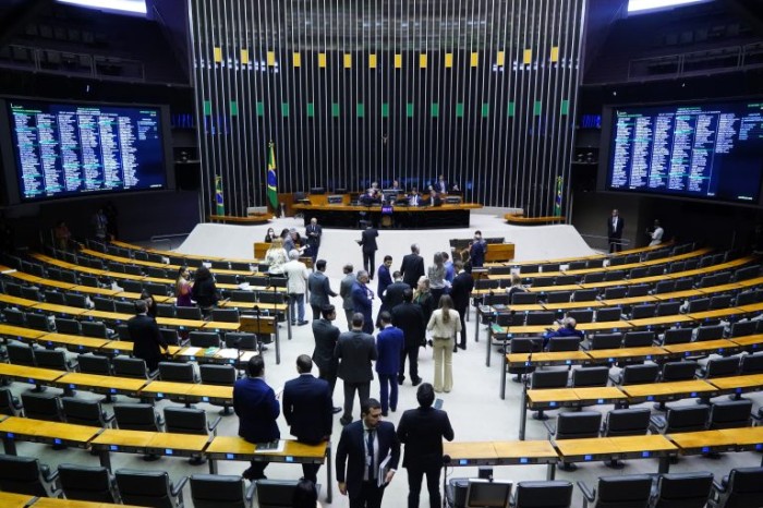 Câmara dos Deputados aprova MP do programa Minha Casa, Minha Vida