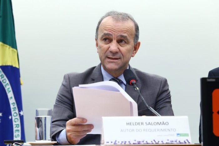 Comissão debate situação dos portos no Brasil e os efeitos de privatizações