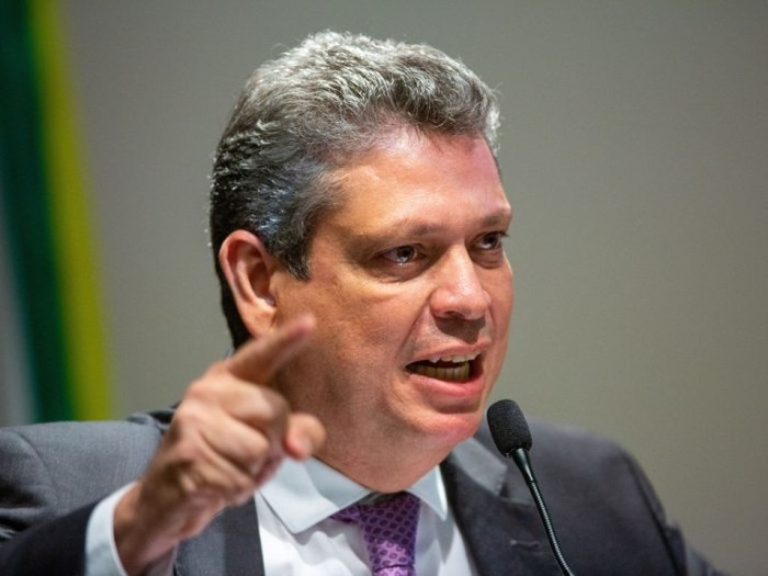 Cancelado debate com ministro sobre funcionamento do Conselho de Participação Social