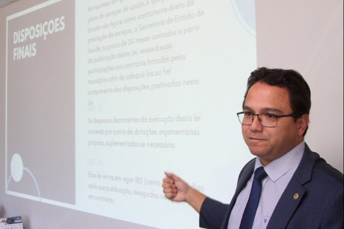 Frente Parlamentar tem nova reunião para debate sobre o SUS