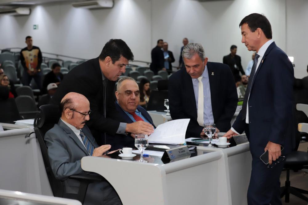 Vereadores de Campo Grande (MS) analisam dois projetos de lei na sessão desta terça-feira