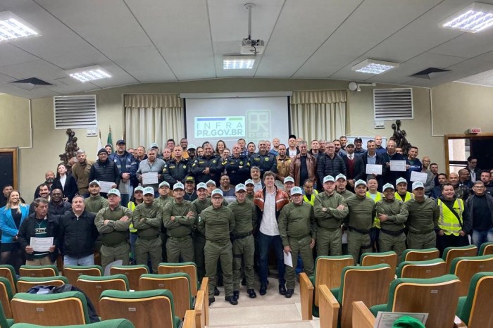 158 agentes de trânsito recebem certificação para fiscalizarem as rodovias estaduais