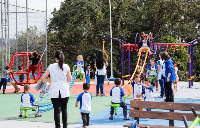 Comissão debate corte de 96% no orçamento da educação infantil em 2023