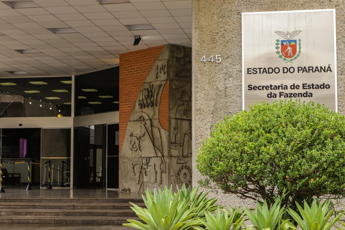 Contribuintes do cadastro da dívida ativa regularizaram quase de R$ 1 bilhão desde 2020