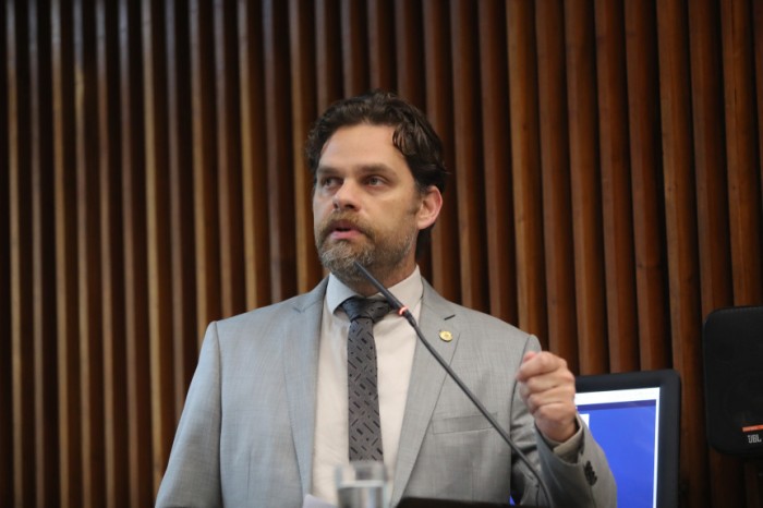 Deputado Goura (PDT) defende tarifa zero como política pública no Brasil