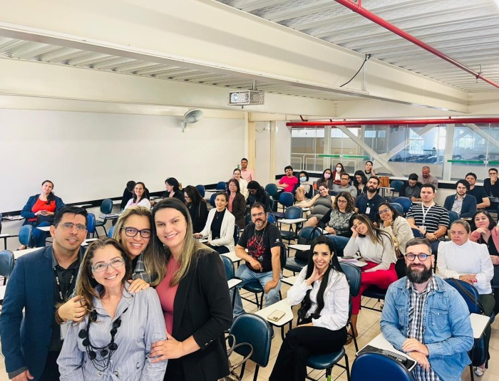 Mais de 700 médicos participam de capacitação sobre cuidado oncológico