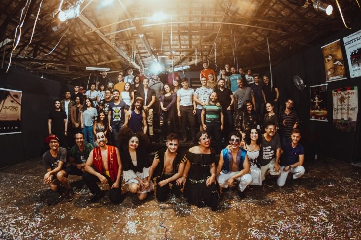 Há 19 anos, grupo de teatro Fulano di Tal leva comédia aos palcos de MS