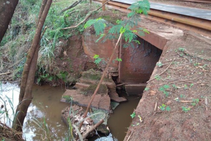 Nova obra vai recuperar e ampliar sistema de drenagem de rodovia em Ângulo