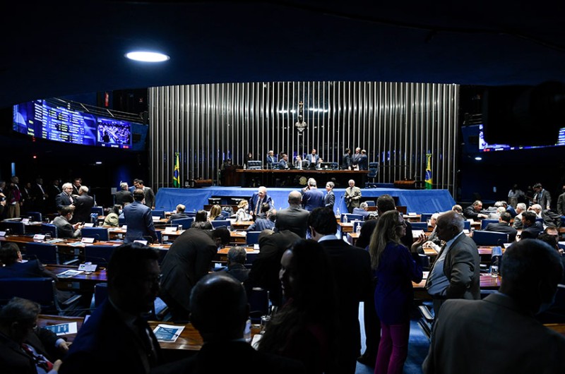 Senado pode votar na quarta PEC que recria adicional para juízes e procuradores