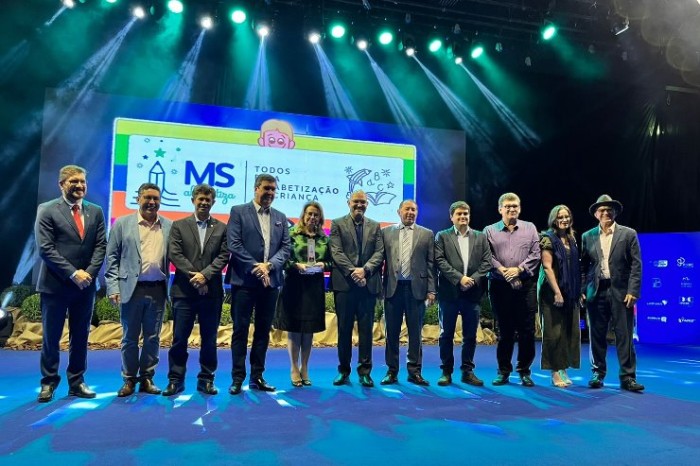 Deputados reafirmam compromisso da ALEMS com a Educação