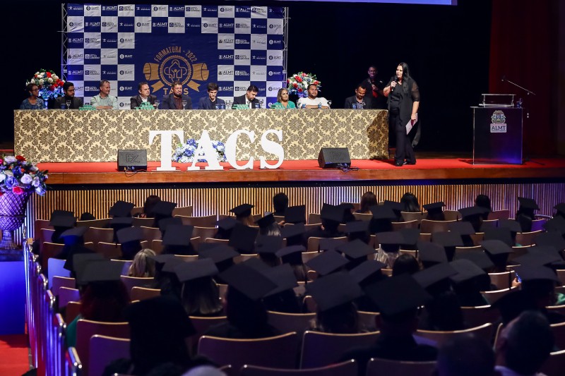 303 técnicos em agentes comunitários foram diplomados