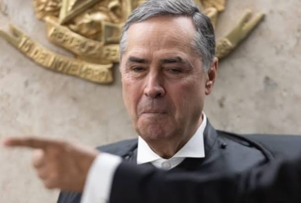 Foro do Brasil pedirá impeachment do ministro Barroso por suposto crime de responsabilidade