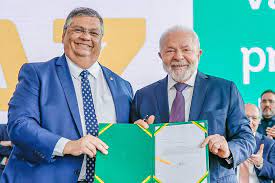 Projeto de Lula para combater crimes contra o Estado de direito intimida e criminaliza os cidadãos 