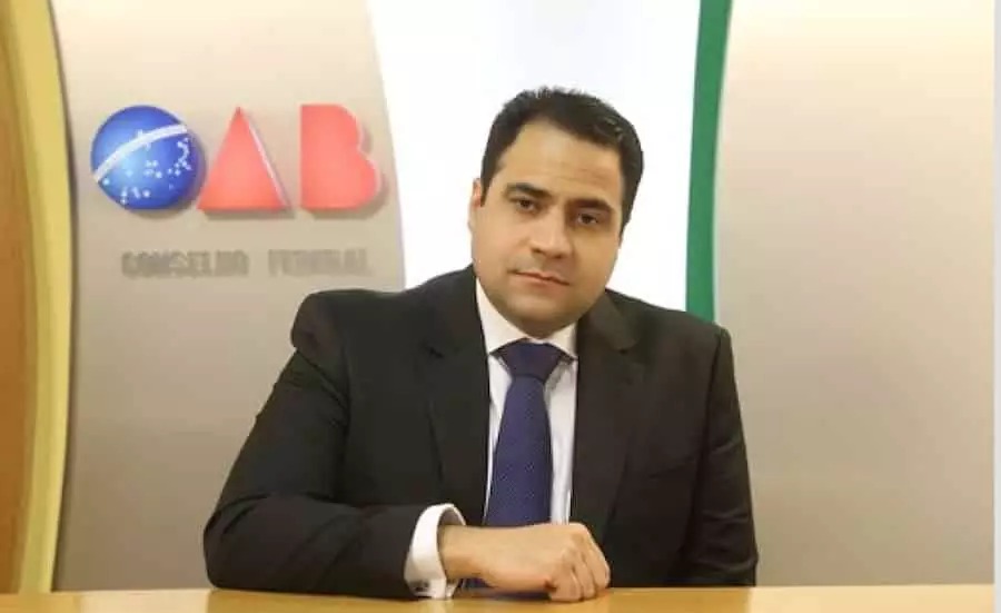 Alexandre de Moraes responde presidente da OAB sobre acesso aos inquéritos