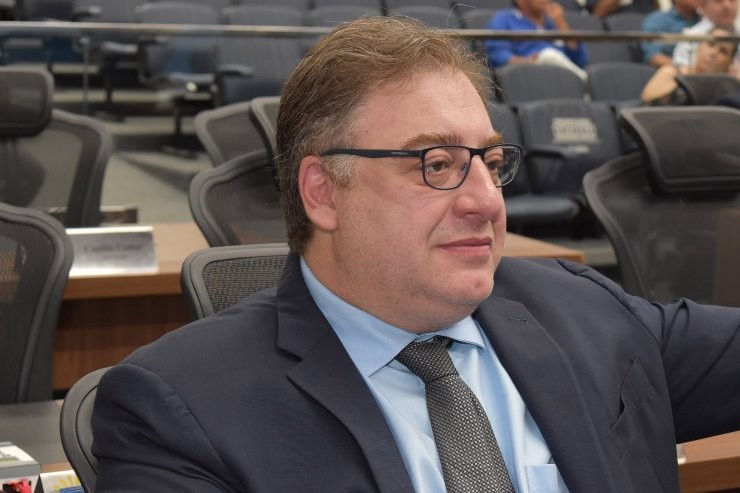 Neno Razuk direciona emenda aditiva com recursos para causas Autistas