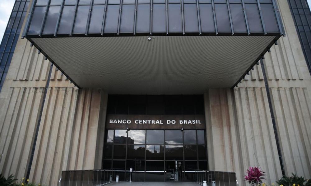Copom reduz juros básicos para 13,25% ao ano 