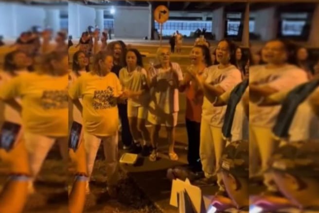Presas ‘golpistas’ fazem ‘dancinha’ ao serem soltas em frente ao presídio