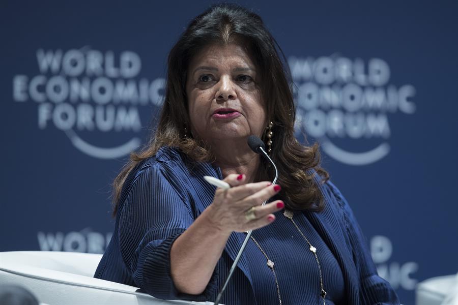 Magazine Luiza dobra prejuízo no segundo semestre