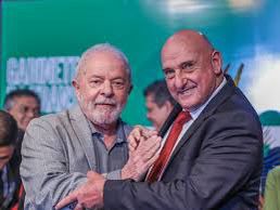 Dia 8 de Janeiro, a bomba relógio do PT