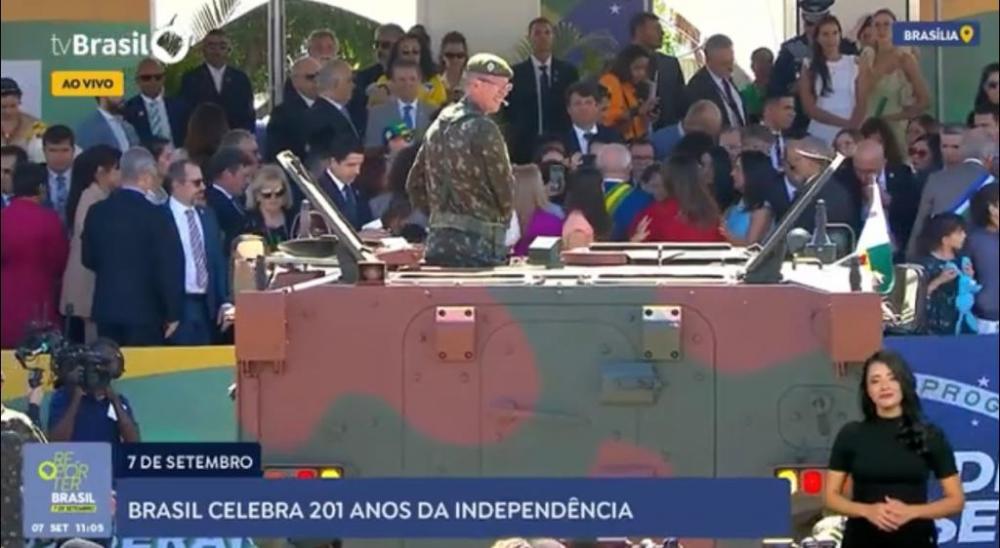 Que desprezo humilhante e merecedor