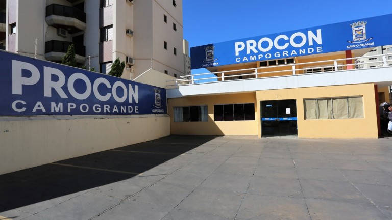 Procon municipal realiza campanha para consumidor negocias dívidas com descontos especiais
