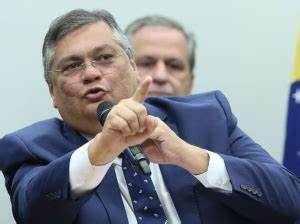 Ministro da Justiça diz que PF vai apurar “possíveis crimes” da Lava Jato