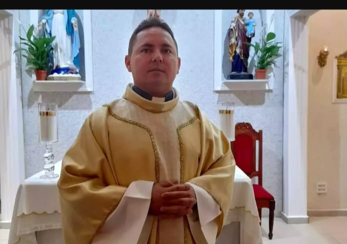 Após atacar mulher com arma, padre é preso em Campo Grande