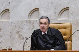 Barroso disse em entrevista que não vê crise entre Congresso e STF