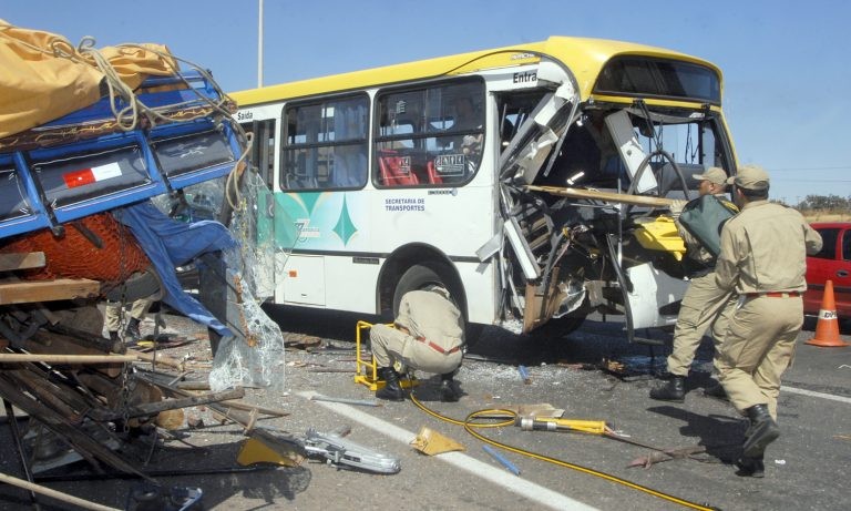 Comissão avalia atraso no processo de concessão da rodovia BR 040