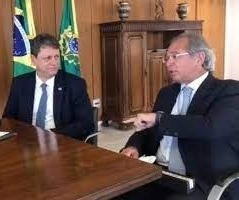 Tarcísio anúncia que Guedes não chefiará pasta da Fazenda em SP