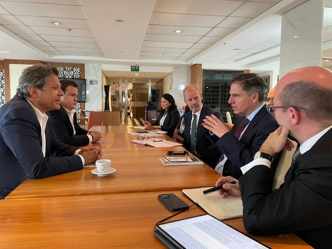 Lula escala Haddad para reunião com representantes do Banco Mundial