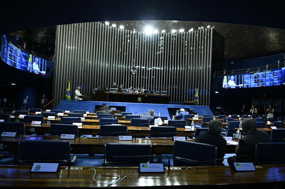 PEC que limita decisões monocráticas do STF é aprovada pelo Senado