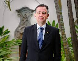 Pacheco anuncia que vai pautar PEC do mandato fixo para ministros do STF no 1º semestre de 2024