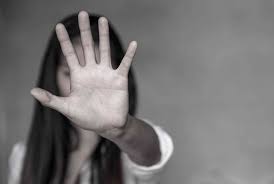 Comissão aprova prazo maior para vítima de violência doméstica fazer queixa contra agressor