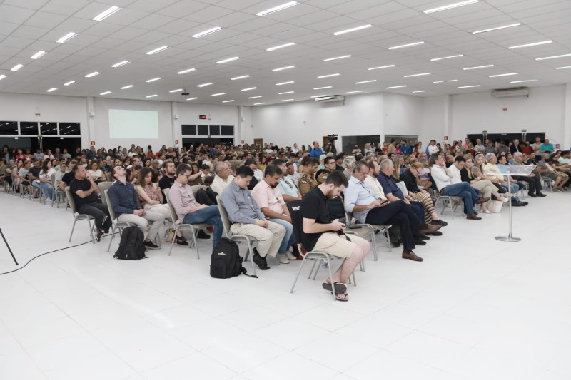 Segundo dia de audiência pública da Ponte de Guaratuba tem ampla participação popular