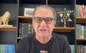 Senadores da direita que apoiaram Dino são comparados a Judas por Malafaia