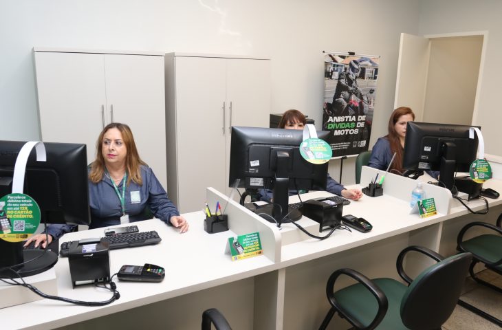 MS: Detran oferece serviço de parcelamento em 12 vezes no guichê de atendimento