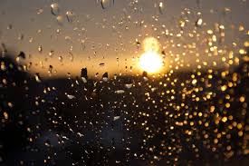 Sol e chuva marcam início do verão nesta sexta-feira em MS