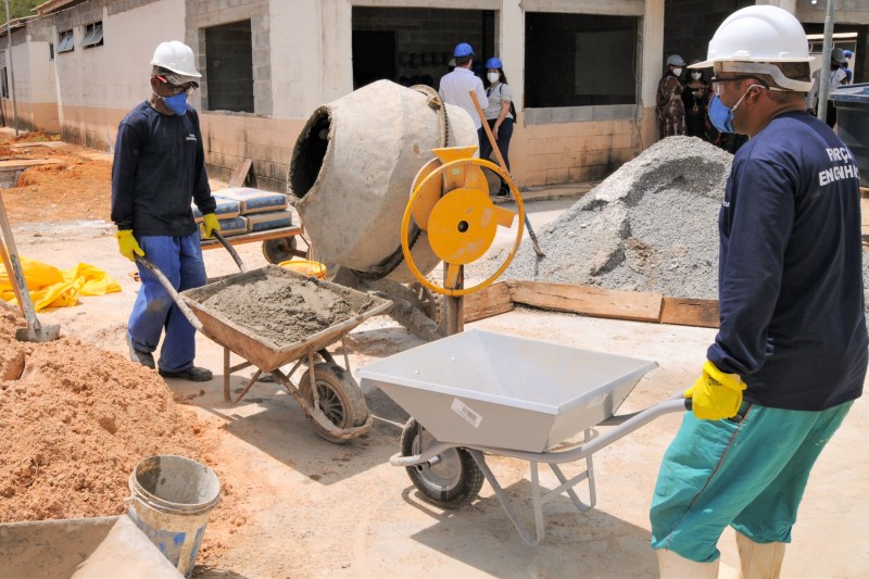 Agências do trabalhador têm 180 vagas abertas nesta segunda (12)