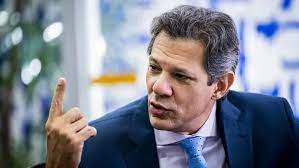 Haddad afirma que reoneração do diesel começa dia 1º de janeiro