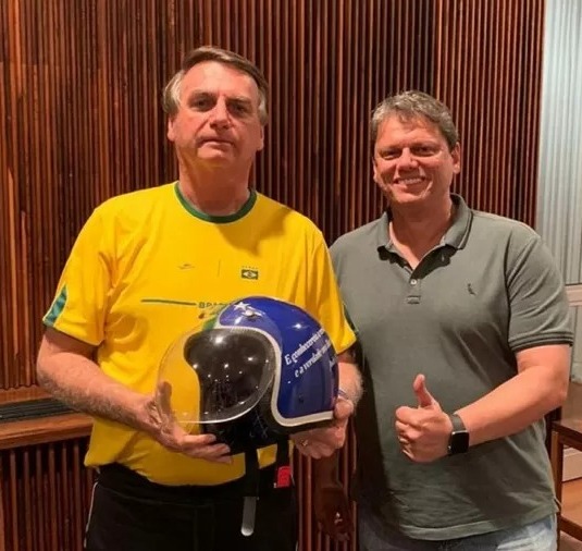 Tarcísio diz que Jair Bolsonaro tem sua “eterna admiração e gratidão”