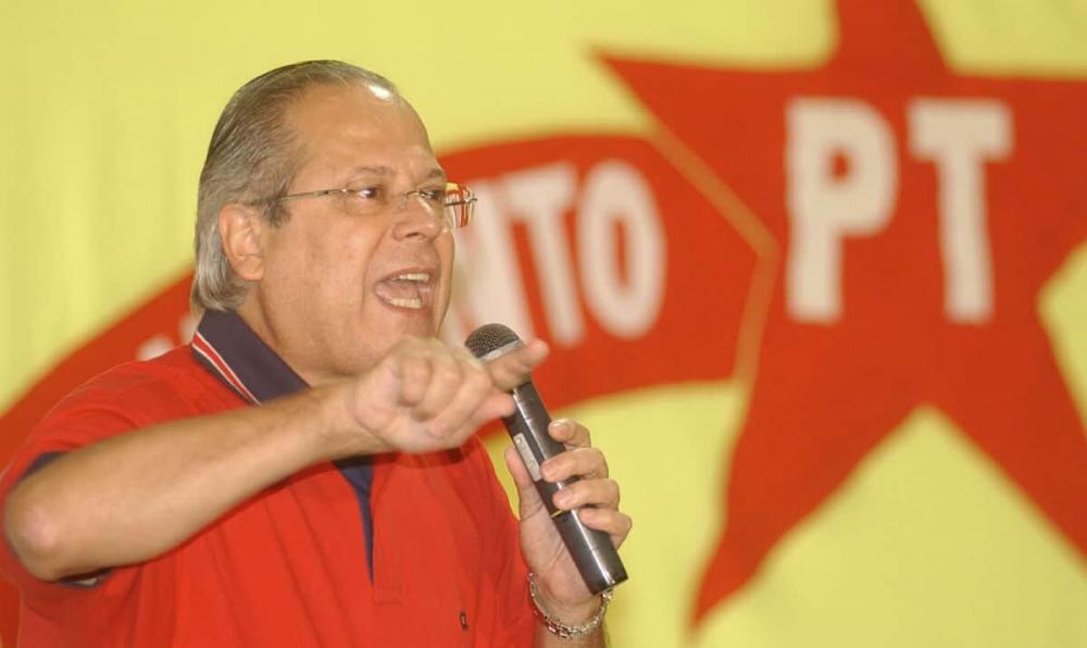 Dirceu ataca igrejas e diz que “Direita está ganhando disputa político-cultural”
