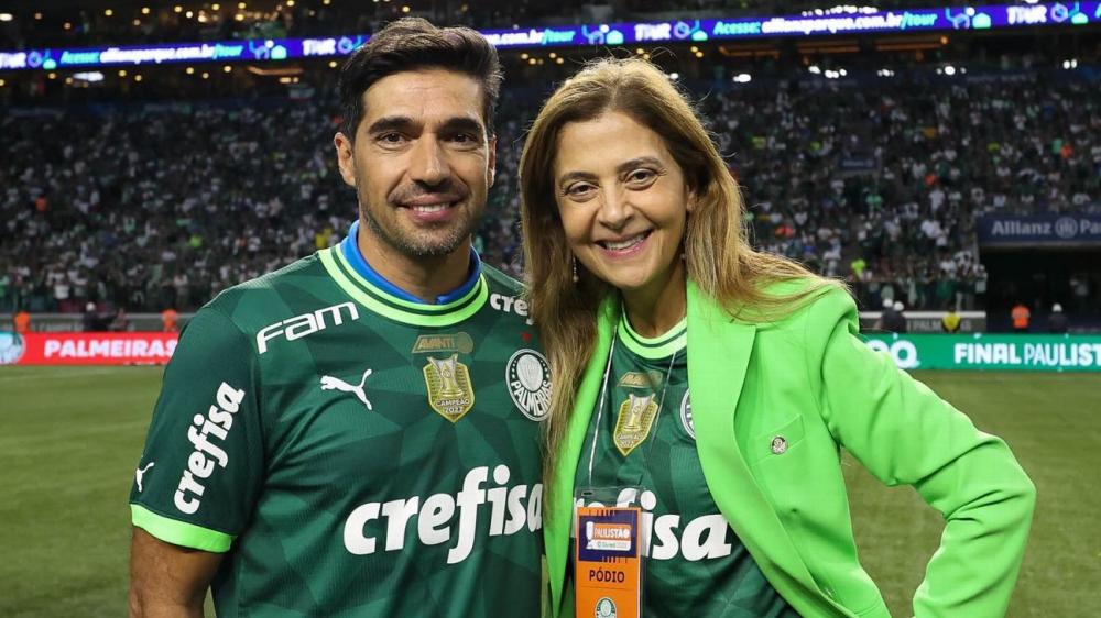 Palmeiras renova com Abel Ferreira até o fim de 2025